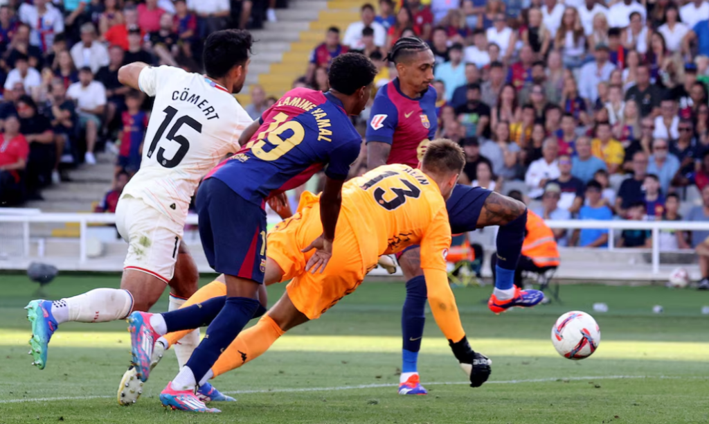 Barcelona On Fire, Rapinha Hat-trick Hancurkan Valladolid Gol Tujuh Gol Tanpa Balas