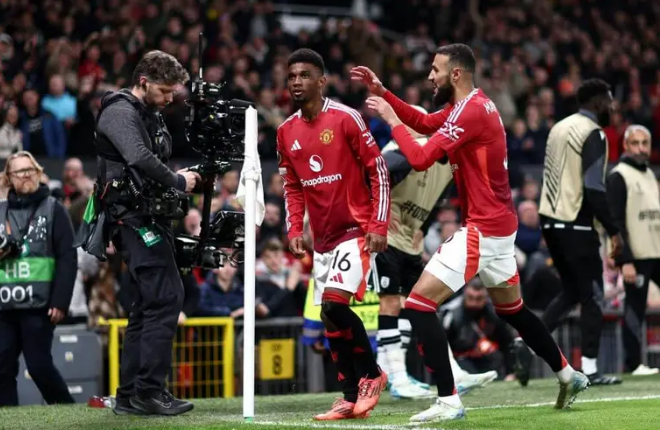 Manchester United 2-0 PAOK, MU Raih Kemenangan Perdana di Liga Europa Berkat Brace Amad